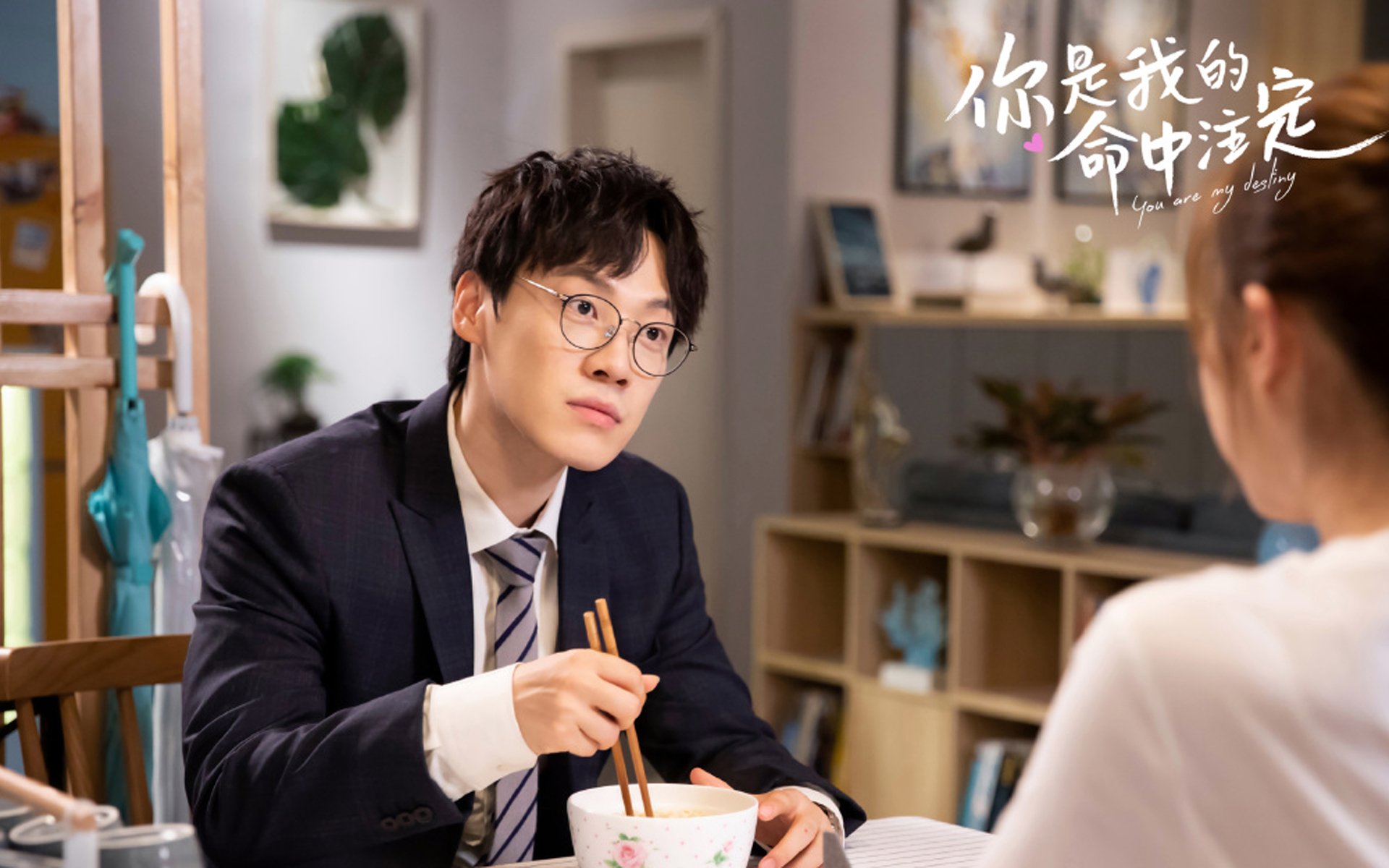 绿色智能足球场建设数量快速增长，推动绿色体育发展，足球场绿化